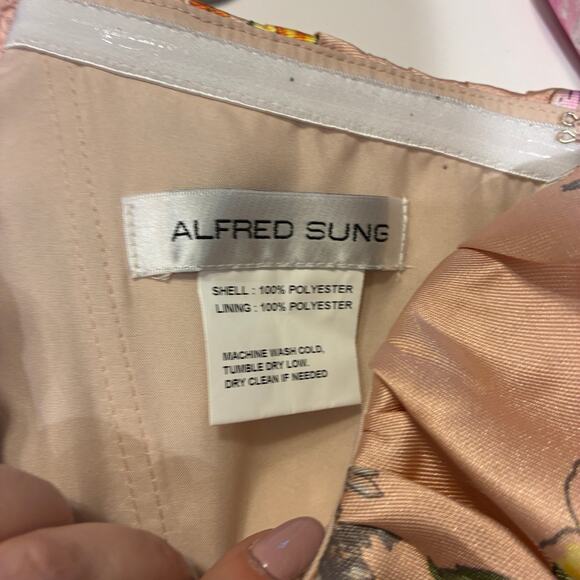 Alfred Sung Off the Shoulder Pink Satin Floral Trumpet Gown Medium - Picture 6 of 9